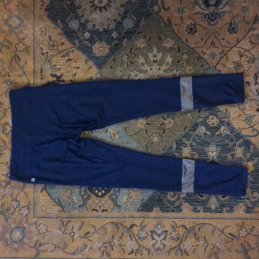 Fabletics Agnes Leggings, Eclipse, Size M - image 4